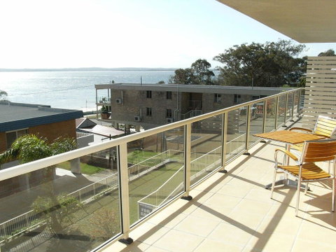 9 'Blue Vista', 13 Victoria Parade - Studio With Stunning Views - Surfers Paradise Gold Coast 1