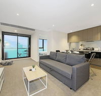 A Modern  Central Apt with Beautiful City Views - Surfers Paradise Gold Coast