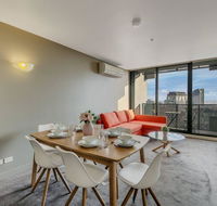 A Modern 2BR CBD Apt City Views FREE Parking - Surfers Paradise Gold Coast