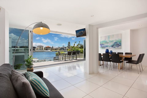 A PERFECT STAY - Casa Grande On The Water - Surfers Paradise Gold Coast 1