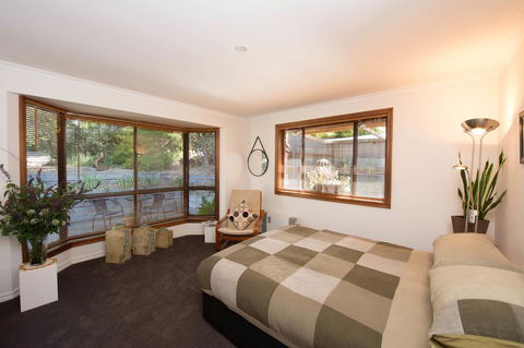 A Suite Spot In The Hills - Surfers Paradise Gold Coast 0