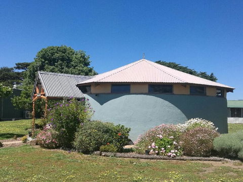 A Victor Harbour Retreat Aldinga-The Round Cottage - Surfers Paradise Gold Coast 0