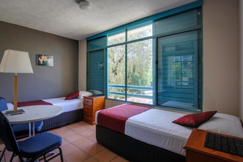 AAA Airport Albion Manor Apartments And Motel - Surfers Paradise Gold Coast 1