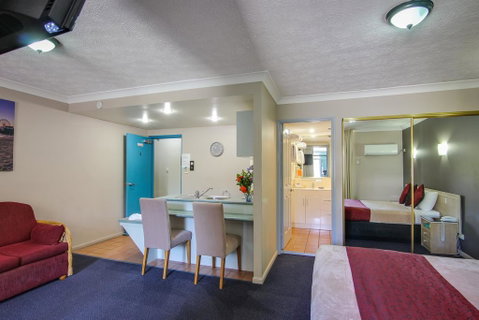 AAA Airport Albion Manor Apartments And Motel - Surfers Paradise Gold Coast 2