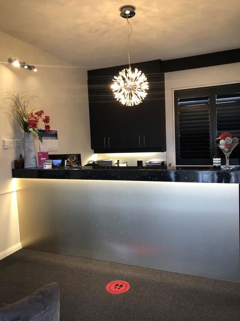Abbotsleigh Motor Inn - Surfers Paradise Gold Coast 1