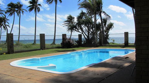 ABSOLUTE BEACH FRONT MACKAY - Comfort Resort Blue Pacific - Surfers Paradise Gold Coast 1