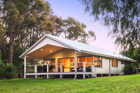 Acacia Chalets Margaret River - Surfers Paradise Gold Coast 0