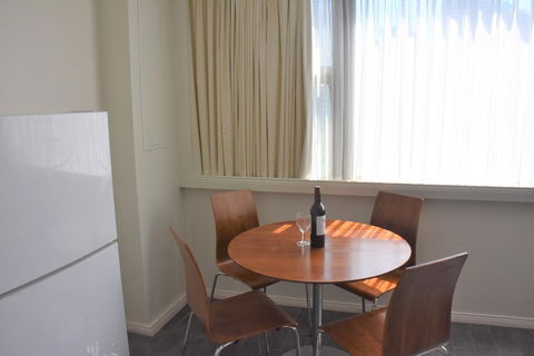 Accommodation Sydney City Centre - Hyde Park Plaza Park View College Street Studio Apartment - Surfers Paradise Gold Coast 1