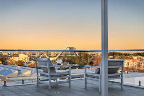 EAST34/60 - Urban Sanctuary - Surfers Paradise Gold Coast 3