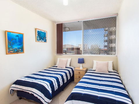 Ebbtide 6 - Surfers Paradise Gold Coast 3
