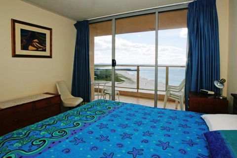 Ebbtide Unit 33 - Surfers Paradise Gold Coast 3