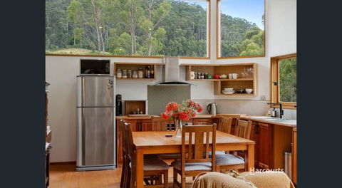 Eco Retreat - Serene Haven - Surfers Paradise Gold Coast 2
