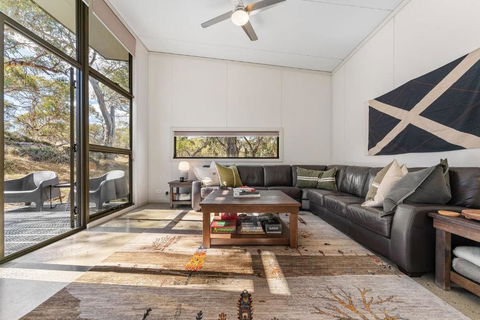 Ecocrackenback Chalet 18 - Surfers Paradise Gold Coast 2