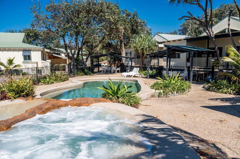 E.V. - Eurong Beach Villa - Surfers Paradise Gold Coast 0