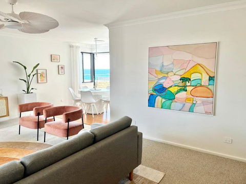 Dolce Vista - North Beach Coastal Haven - Surfers Paradise Gold Coast 1