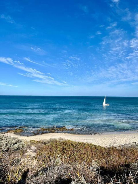 Dolce Vista - North Beach Coastal Haven - Surfers Paradise Gold Coast 4