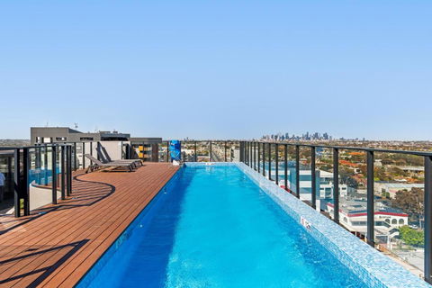 Elegant 1-Bed By Shops With Rooftop Swimming Pool - Surfers Paradise Gold Coast 4