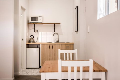 EM Apartments - Surfers Paradise Gold Coast 4