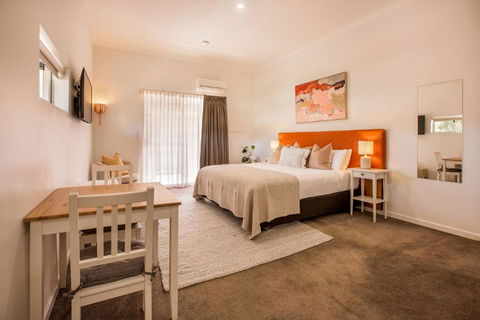 EM Apartments - Surfers Paradise Gold Coast 3
