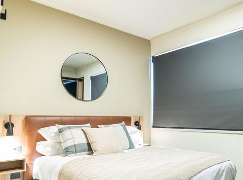Eyre Hotel - Surfers Paradise Gold Coast 0