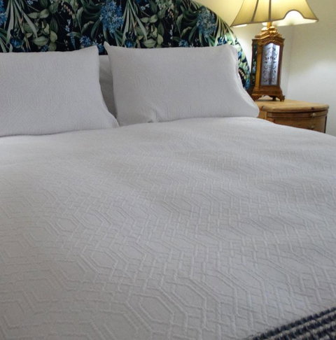 Fitzroy Lodge Cowra - Surfers Paradise Gold Coast 3