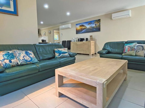 FLIP FLOP INN - Surfers Paradise Gold Coast 3