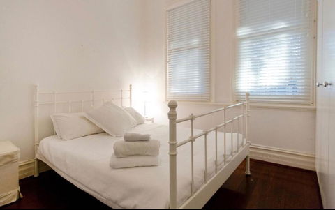 Gorgeous Subiaco Cottage - Surfers Paradise Gold Coast 2