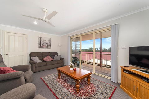 H1211 Mission Terrace Lakewood Heights Estate - Surfers Paradise Gold Coast 1