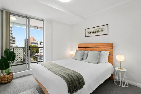 HELP1 - Chatswood Charm Central Apartment Near Station - Surfers Paradise Gold Coast 2