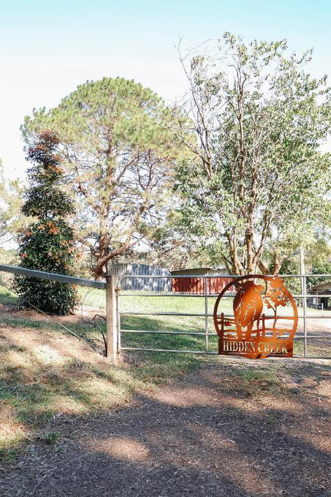 Hidden Creek Cabin - Surfers Paradise Gold Coast 1