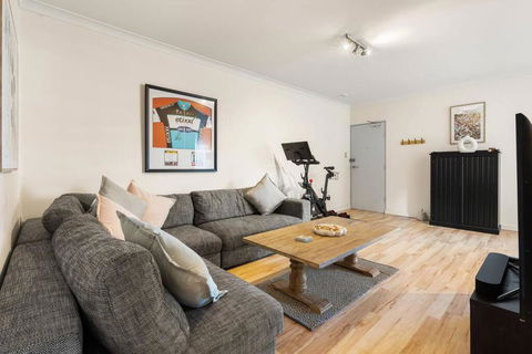 Homely-bright, Air Con, Car Spc - Surfers Paradise Gold Coast 3