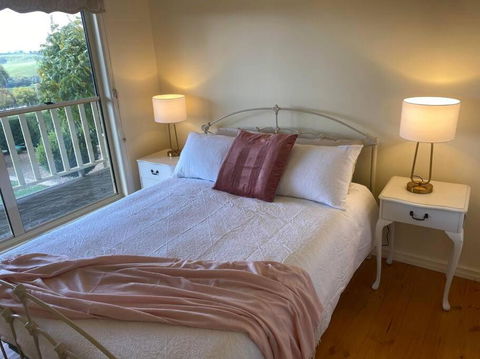 IRONBARK FARM Farmhouse On 52 Acres In The Scenic Yarra Valley - Surfers Paradise Gold Coast 3