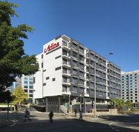 Adina Apartment Hotel Sydney Airport - Surfers Paradise Gold Coast