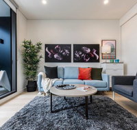Air Conditioned One Bedroom with Pool Close To CBD - Surfers Paradise Gold Coast