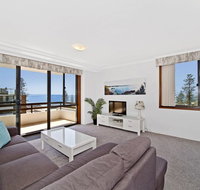 Akuna 18 6 Joffre Street - Surfers Paradise Gold Coast
