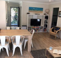ALOHA AT BLUEYS - Surfers Paradise Gold Coast