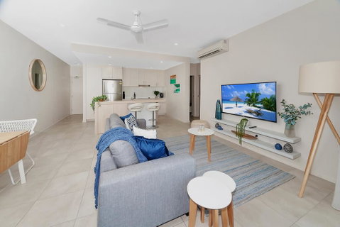 Apartment Close To The City Life On Lake 3 - Surfers Paradise Gold Coast 0