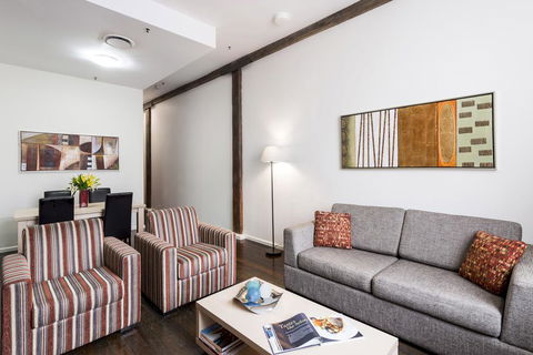 Apartments @ 243 Pyrmont - Surfers Paradise Gold Coast 3