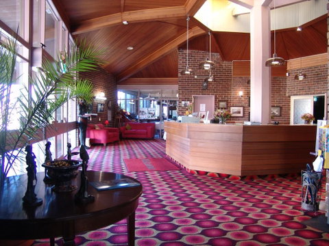 Apollon Motor Inn Victor Harbor - Surfers Paradise Gold Coast 2