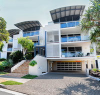 Aqua Promenade Beachfront Holiday Apartments - Surfers Paradise Gold Coast