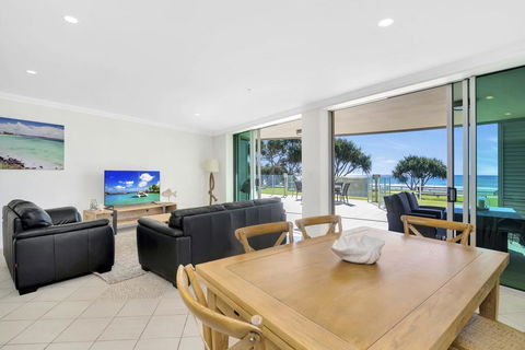 Aqua Solai Unit 1 - Surfers Paradise Gold Coast 2
