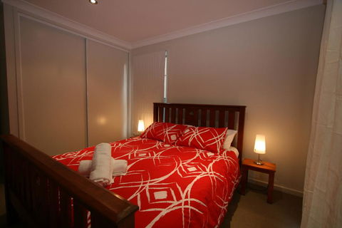 Aspect 1/8a Poly Cow Lane - Surfers Paradise Gold Coast 1