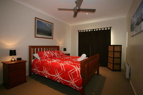 Aspect 1/8a Poly Cow Lane - Surfers Paradise Gold Coast 2