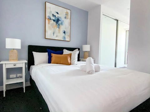 MA4004-1 BR, Lvl 40 Stylish Marco High Rise Home - Surfers Paradise Gold Coast 1