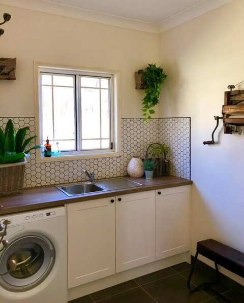 Luxury Accomodation, Farm Stay, Stunning Views Near Daylesford - Surfers Paradise Gold Coast 3