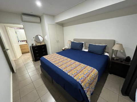 Luxury Executive Apartment At Broome Cable Beach - Surfers Paradise Gold Coast 3