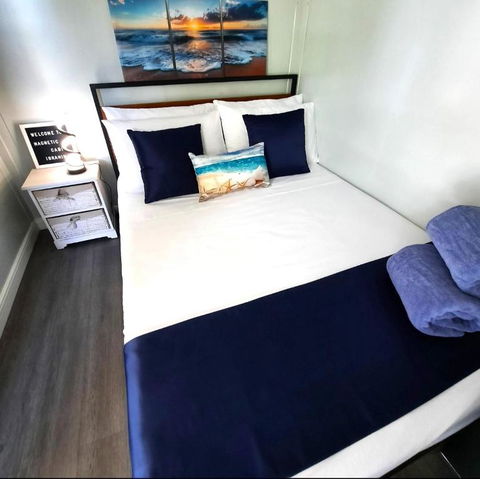 MAGNETIC CABIN Entire Studio On Magnetic Island - Surfers Paradise Gold Coast 0