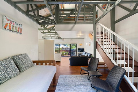 MAIN STAY - 100m To Patrolled Beach, Pool, Wifi, Close To Cafes - Surfers Paradise Gold Coast 1