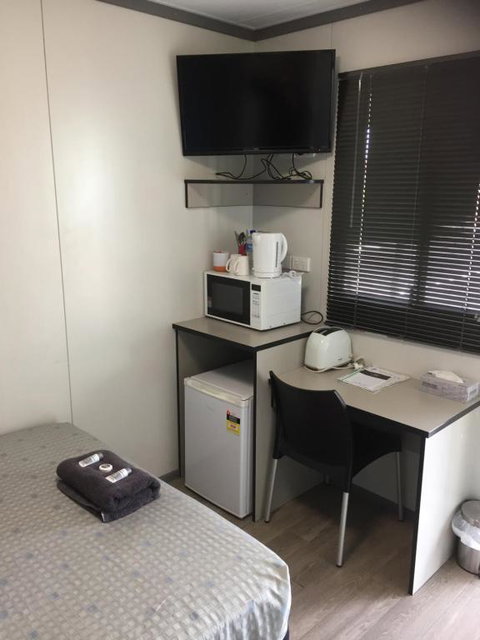 Manjimup Gateway Hotel - Surfers Paradise Gold Coast 2