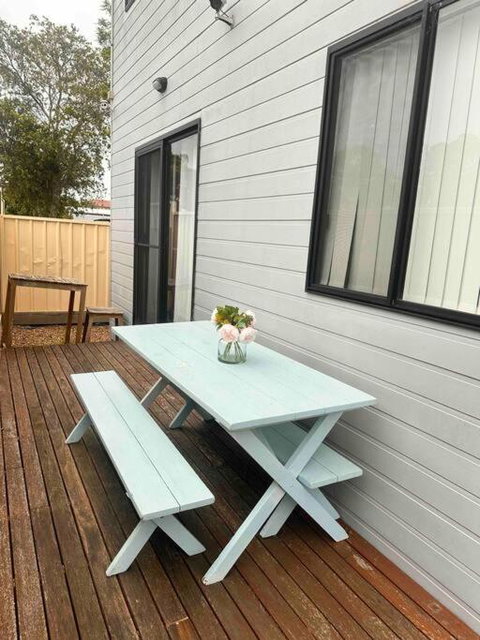 Maya Newcasle 6 Bedrooms Home - Surfers Paradise Gold Coast 1